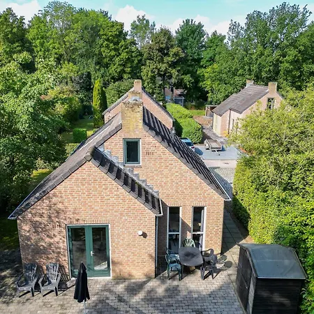 Holiday home 6 - Persoons Forest 67 Ewijk